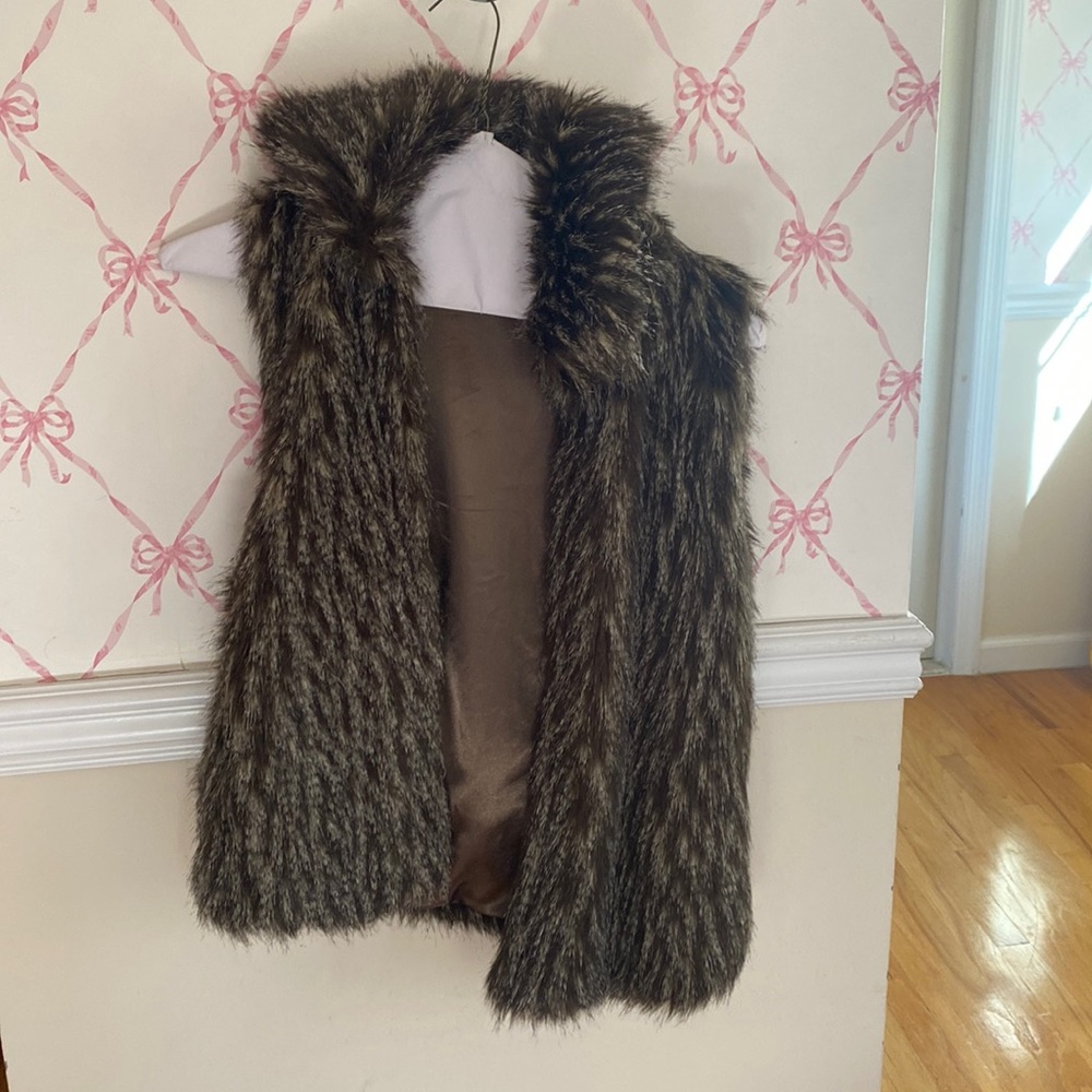 Faux fur brown vest